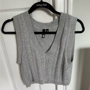 GARAGE GREY CROPPED SWEATER VEST SIZE XS